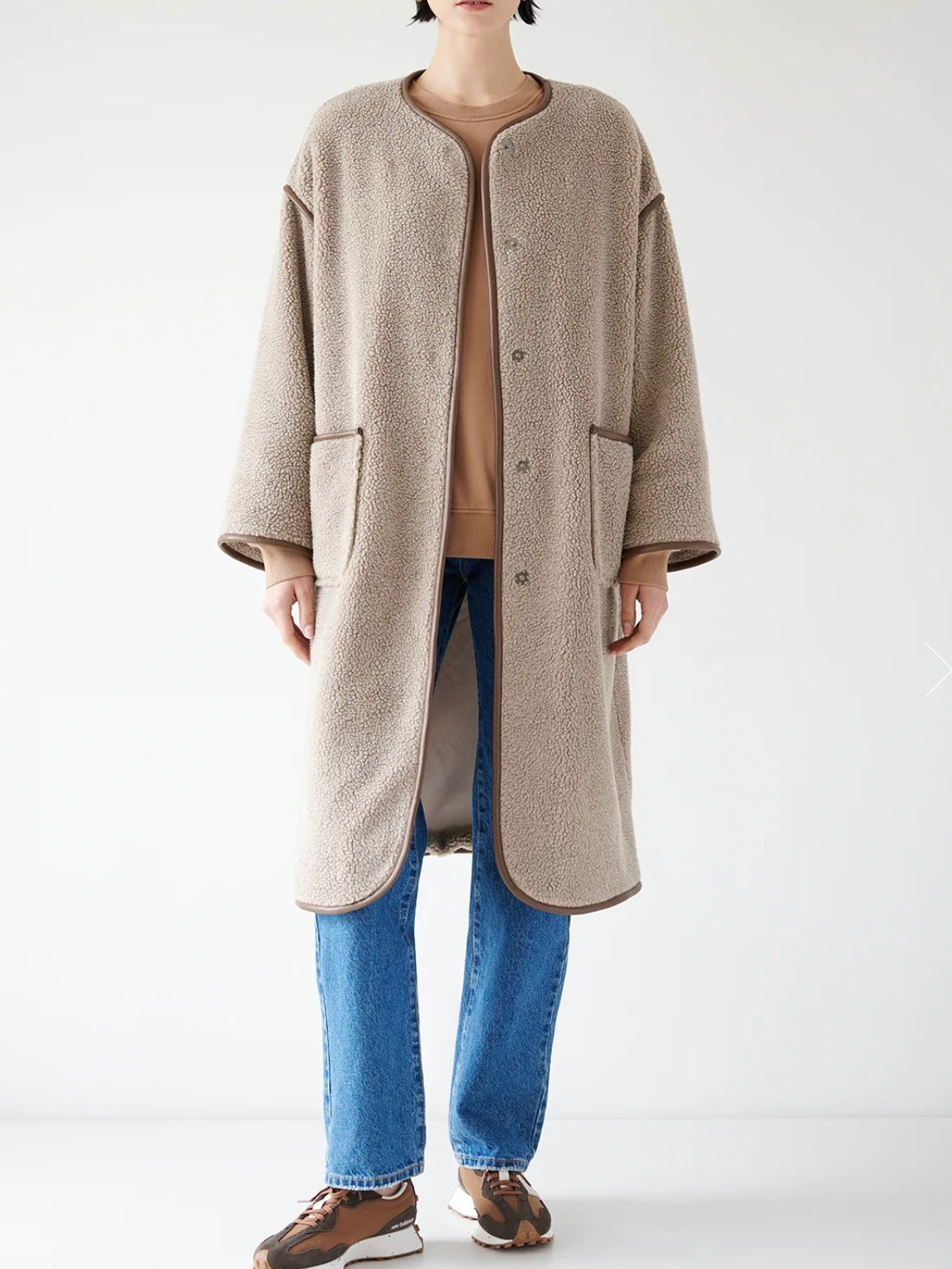 Velvet Greenwich Coat in Taupe