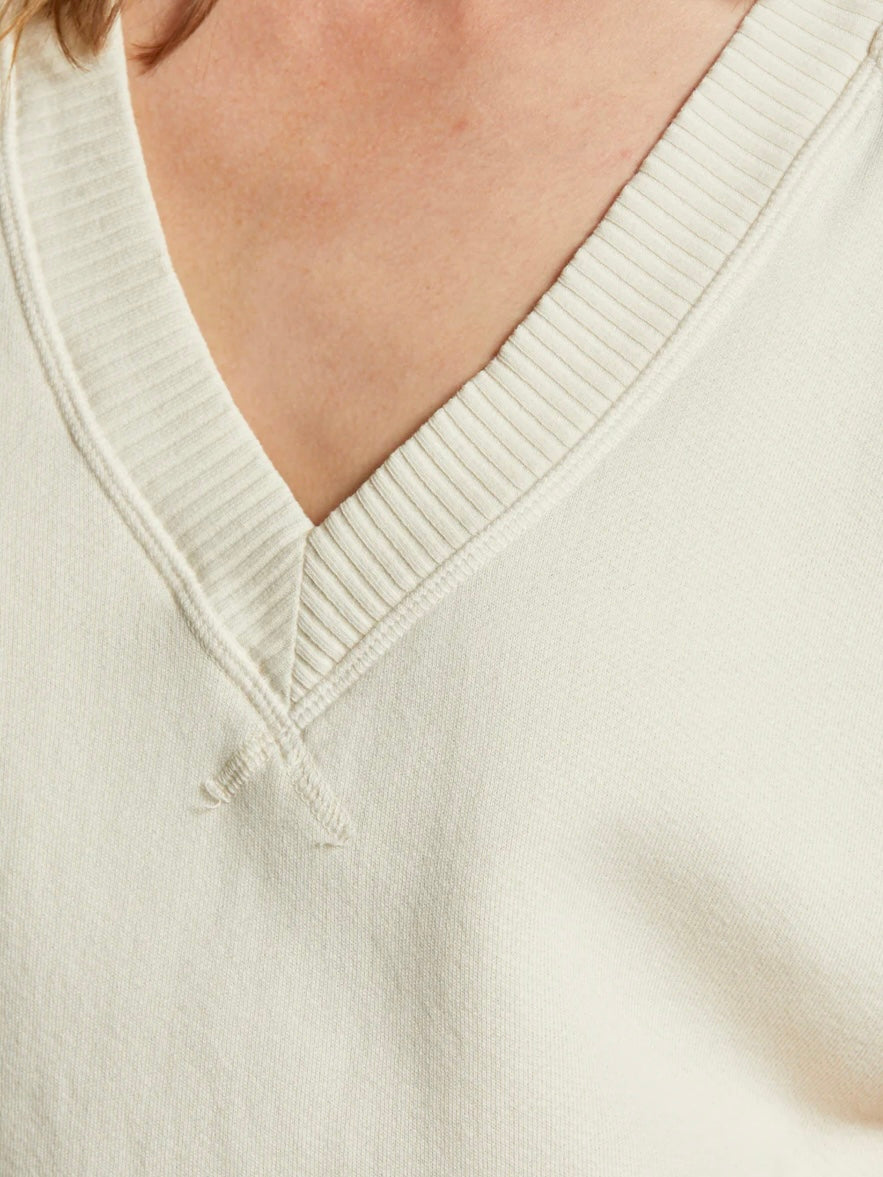 perfectwhitetee dakota v neck sweatshirt in sugar