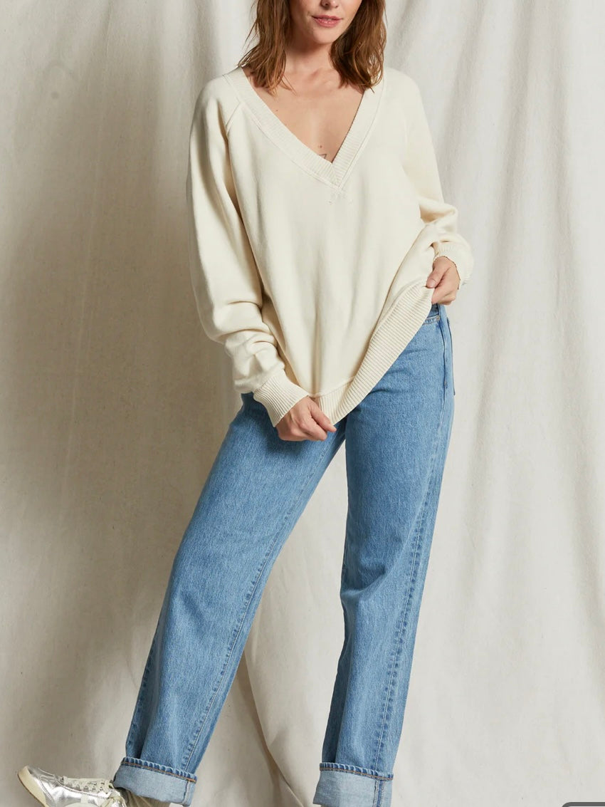 perfectwhitetee dakota v neck sweatshirt in sugar