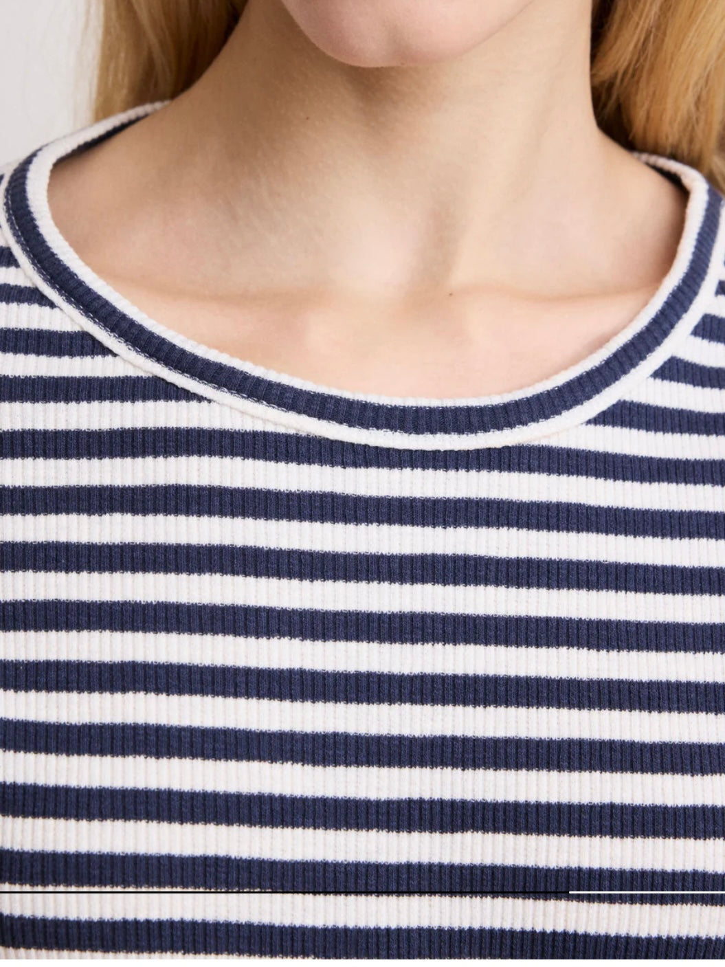 Hartford Teofila Stripe T-Shirt Ecru & Navy Blue