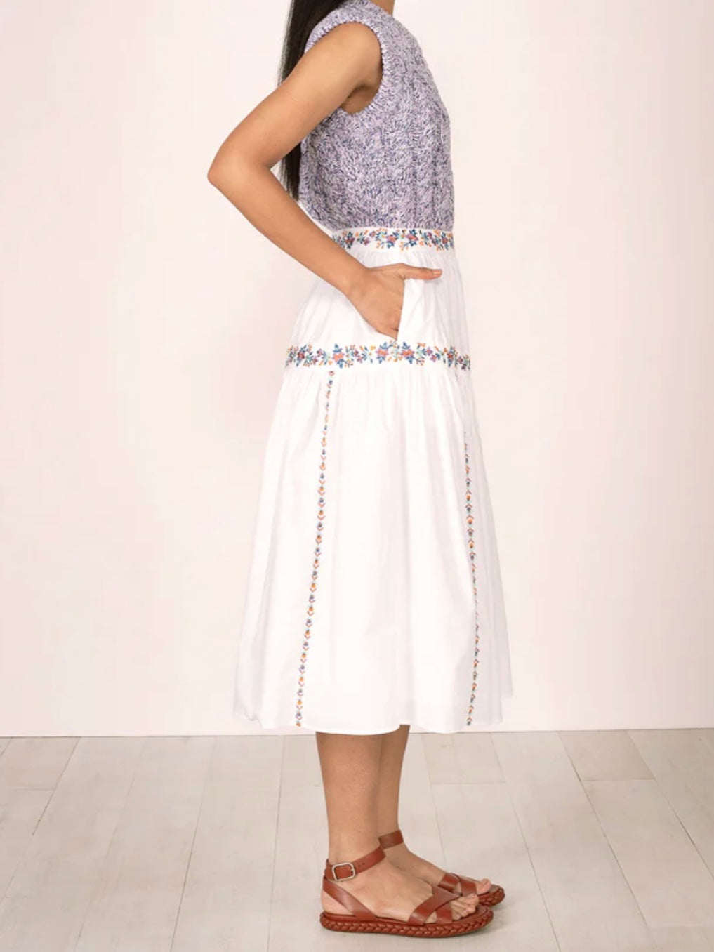 Banjanan Antonia Skirt Srinagar Embroidered White