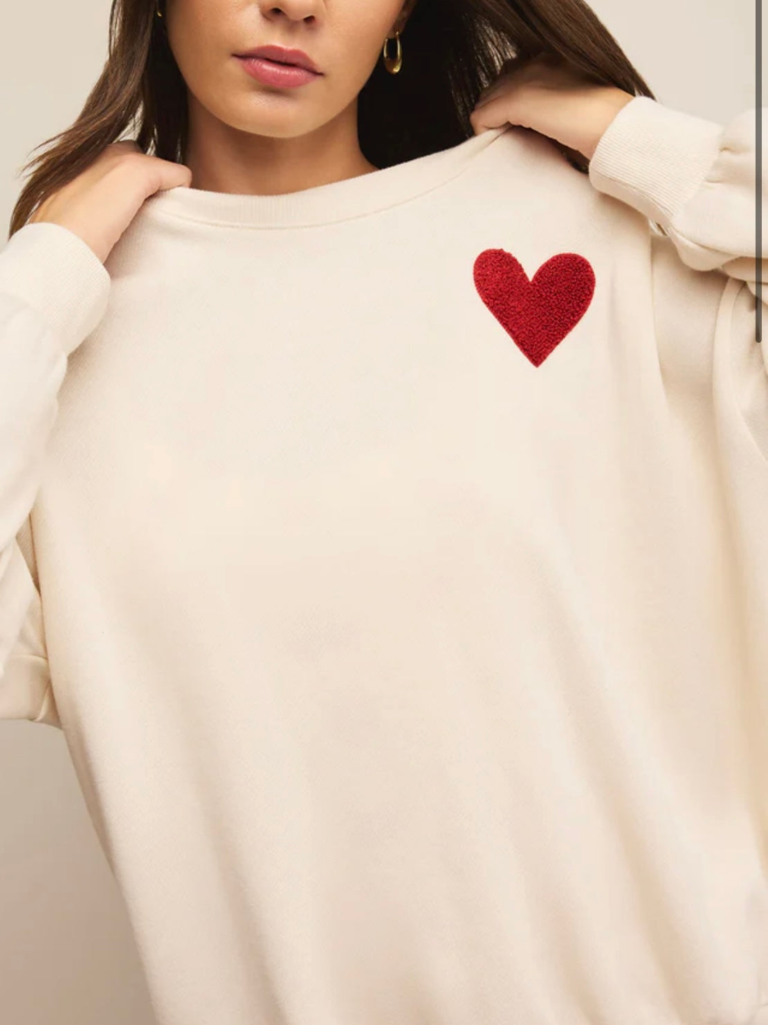 Z Supply Oversized Heart Sweatshirt in Vanilla Ice